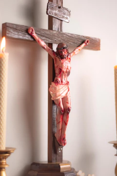 48cm Barroco - Crucifixo Realista com Base - comprar online