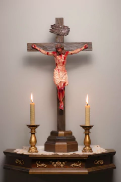 58cm Calvário - Crucifixo Realista com Base - comprar online
