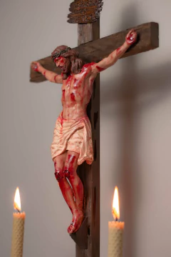 58cm Calvário - Crucifixo Realista com Base na internet